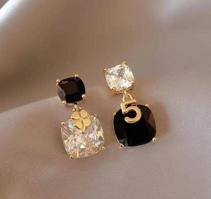 Earrings — Nachi Bijouterie